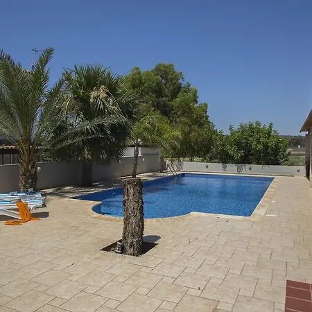 Magnolia Villa Ajía Nápa