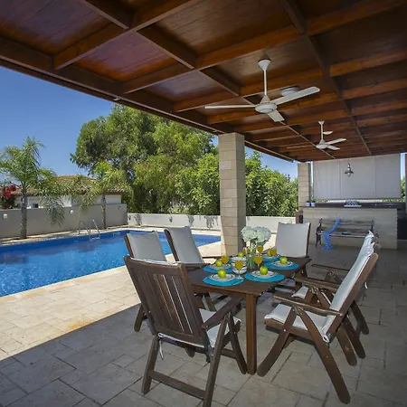 Magnolia Villa