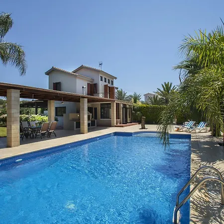 Magnolia Villa Ayia Napa